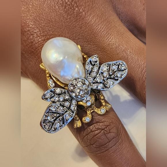 J. Crew Gold and Silver Statement Bee Ring with Pearl Accent - Picture 4 of 12